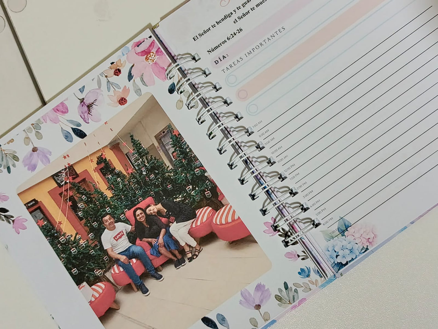 AGENDA  FAMILIAR – ESTILO MINIMALISTA FLORAL