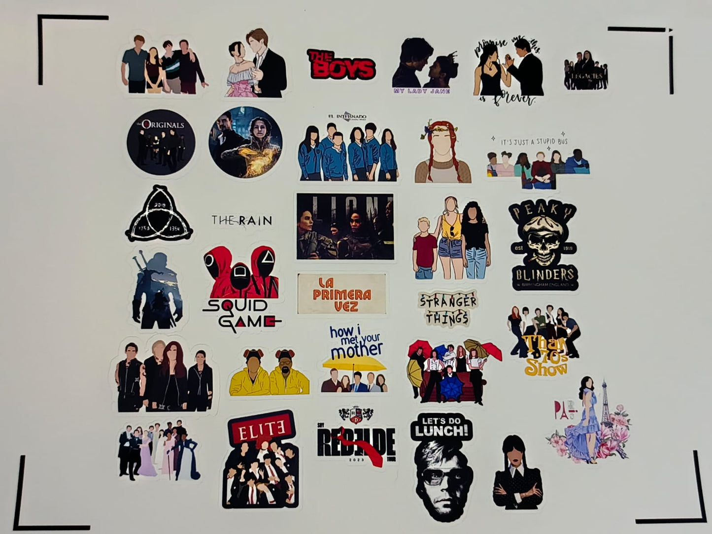 STICKERS PERSONALIZADOS SERIE O PELICULA